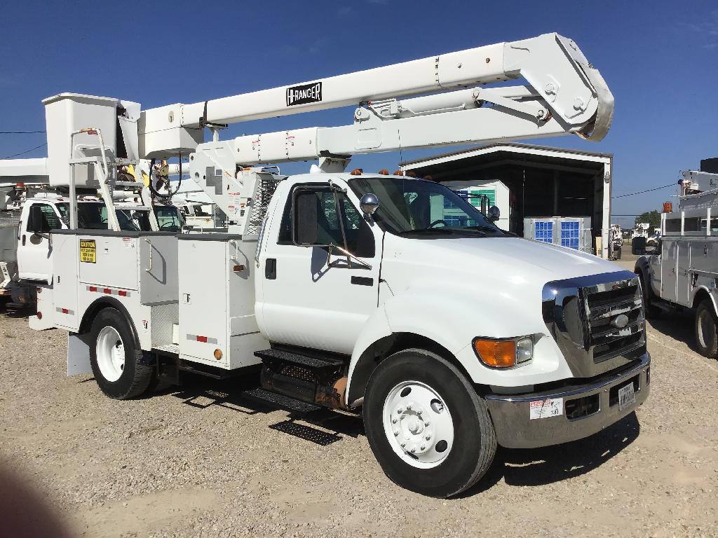 Used Bucket Trucks For Sale >> Southwest Equipment Used Bucket Trucks For Sale Used Bucket Trucks For Sale >> Southwest Equipment Used Bucket Trucks For Sale